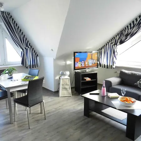 Haus Itjen Am Strand Appartement *